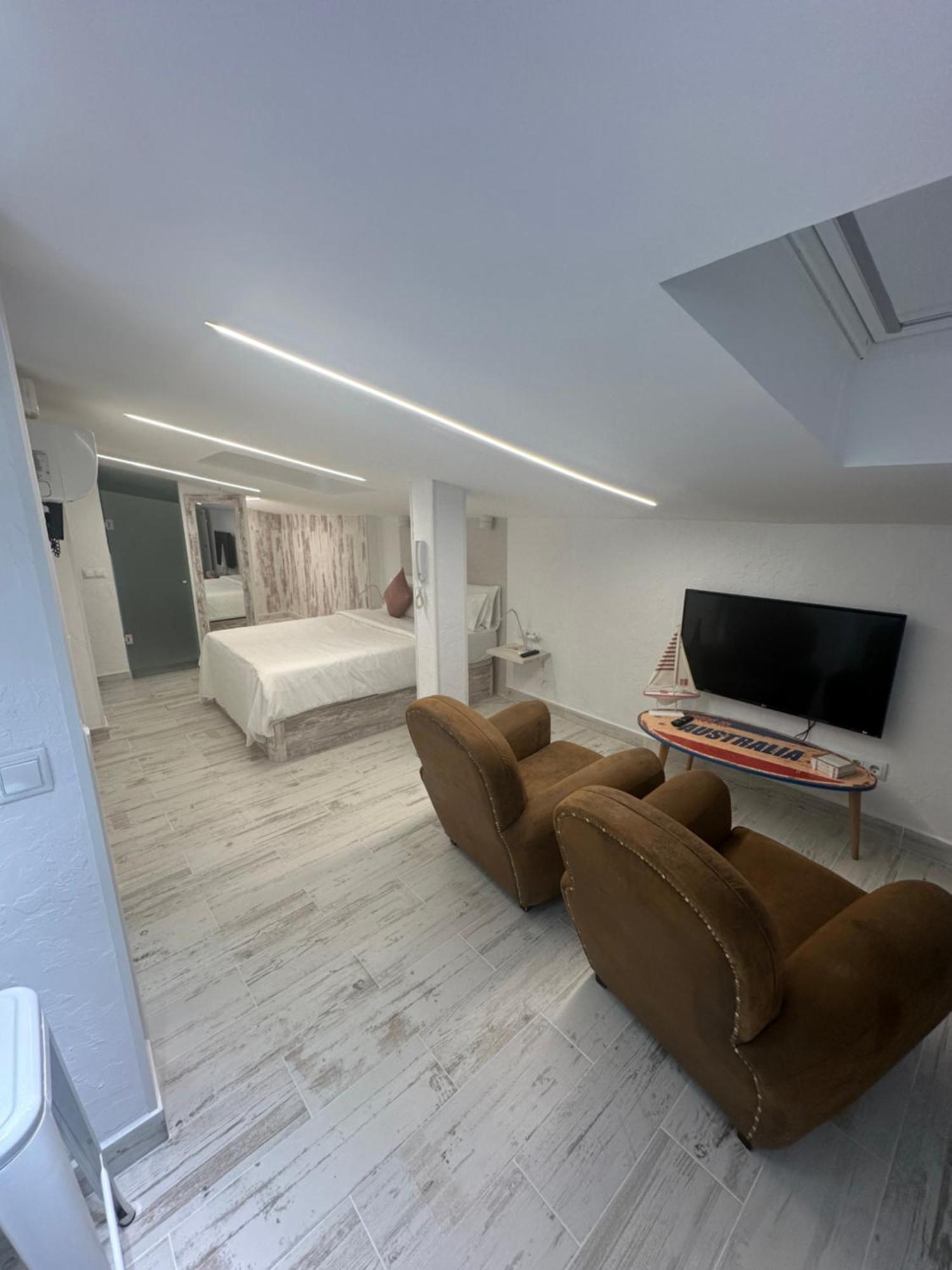 T-Homes - Cuenca Madrid Exterior foto